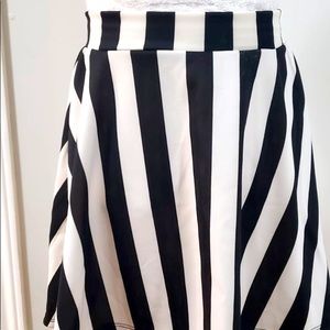 Black and white striped skater mini skirt